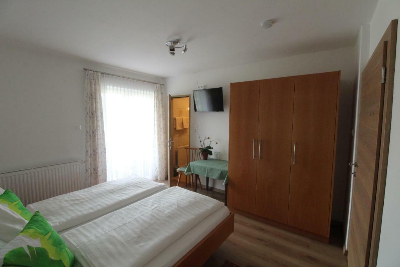 Kusternighof Hotel Velden am Woerthersee Ngoại thất bức ảnh